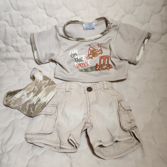 Build A Bear Workshop Tan Camo On The Move Shirt W/ Matching Visor & Tan Shorts - Picture 1 of 8